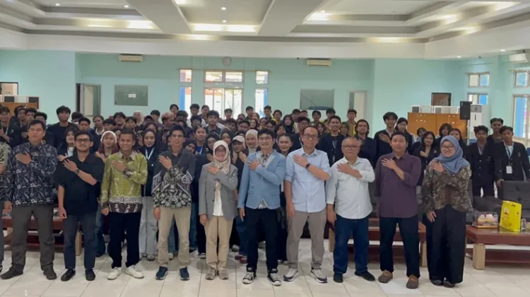 Itera Jelajahi Pesisir dan Pelabuhan melalui Studi Lapangan Lintas Jawa