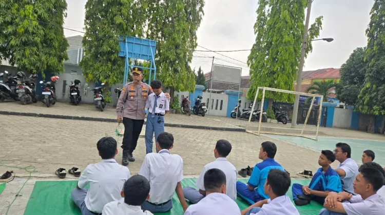 Cegah Kenakalan Remaja, Kapolsek Sukarame Edukasi Pelajar SMK BLK