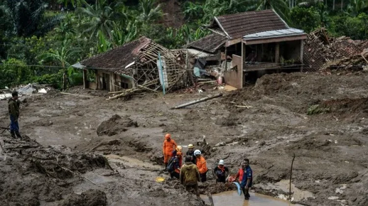 Kenali, Siaga, Selamat: Membangun Budaya Sadar Bencana di Lampung