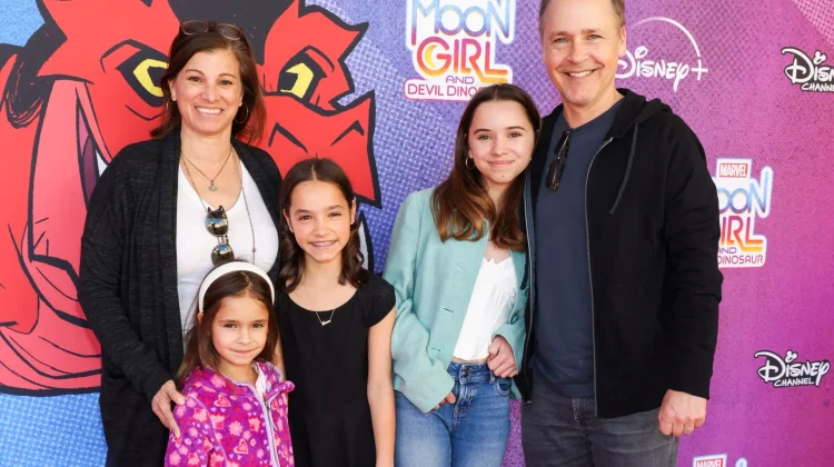 Fiona Lowe Meninggal, Putri Chad Lowe Berusia 13