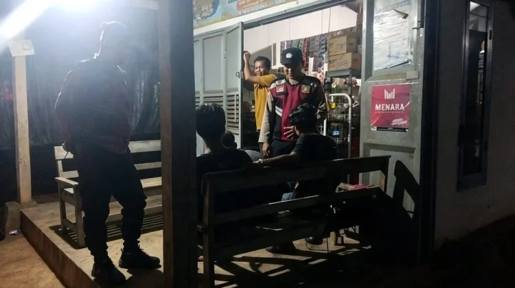 Polsek Mesuji Timur Patroli Blue Light di Desa Wonosari dan Desa Tanjung Mas Makmur