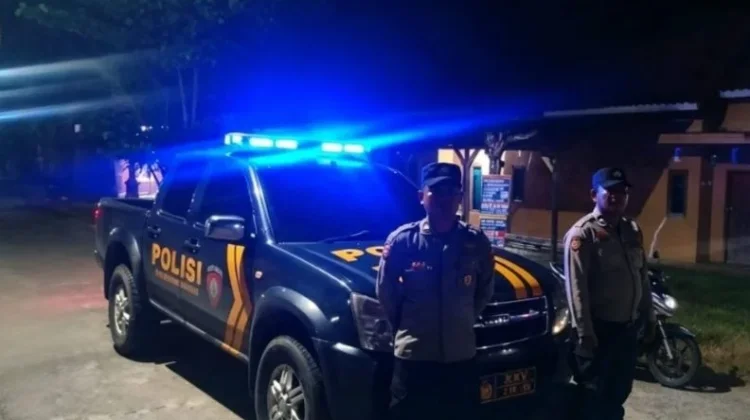 Polsek Simpang Pematang Rutin Patroli Jaga Kondisi Kamtibmas