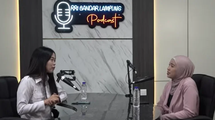 Dari Hobi Menari, Ulfa Raih Cuan lewat Makeup