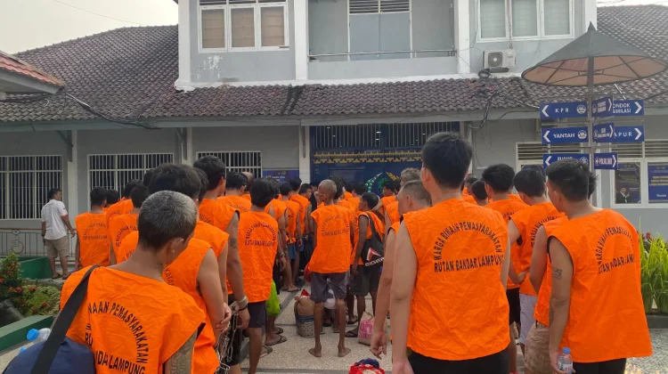Rutan Bandar Lampung Pindahkan 100 Warga Binaan ke Lapas Metro