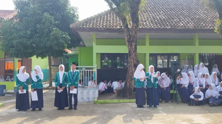 MTsN 2 Tanggamus Gelar Pemilihan Ketua dan Wakil Ketua OSIS