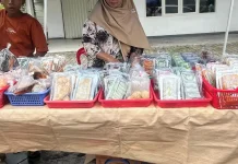 Pedagang Rasakan Berkah Jualan Takjil Selama Ramadan