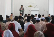 Safari Ramadhan, Bupati Lampung Barat Titip Pesan Pembangunan Tiga Ruas Jalan