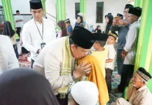 Safari Ramadhan, Wabup Lampung Timur Salurkan Hibah dan Santunan