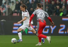 Dua Gol Akhir Injury Time Bawa Milan Kalahkan Cremonese