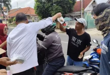DWP  RRI Bandar Lampung Melakukan Pembagian Takjil di Bulan Ramadan