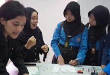 Ratusan Siswa SMA Ikuti Sosialisasi Sains dan Eksperimen Fisika