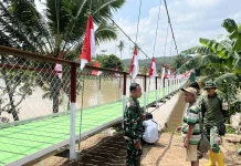 Warga Sambut Baik Jembatan Gantung di Way Sekampung