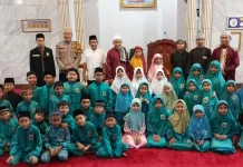 Sahur Bersama dan Zakat Ramadan Ramaikan Kegiatan di Masjid Taqwa Gunung Sari
