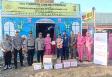 Ketua Bhayangkari Mesuji Beri Bingkisan Moril untuk Petugas Pos
