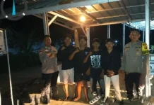 Personel Polsek Tulang Bawang Tengah Cek Pos Ronda Perkuat Kamtibmas di Wilayah