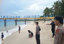 Polsek Pesisir Tengah Intensifkan Monitoring di Pantai Labuhan Jukung