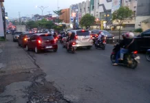 Aktivitas Kendaraan di Bandar Lampung Tetap Normal meski Harga Minyak Dunia Naik