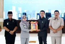 Bupati Pesawaran Sampaikan LKPJ Tahun Anggaran 2025