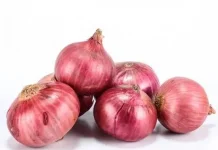Harga Bawang Merah Rp35 Ribu per Kilogram di Pasar Gintung, Kualitas Kurang Kering