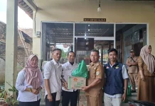 Angin Kencang Terjang Kalirejo, Bantuan Mulai Disalurkan