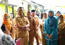 Bupati Pringsewu Tinjau Langsung Pelayanan KB Massal di Puskesmas Gadingrejo