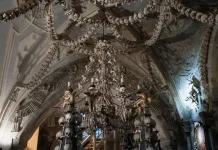Tempat Paling Aneh dan Misterius di Bumi, Penasaran Lihat Langsung?