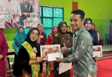 Ajak Warga Berkebaya, PGN Lampung Sosialisasi Gas Bumi di Sukamenanti Baru