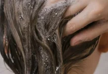 Tips Keramas yang Tepat Agar Rambut Tetap Sehat