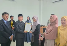 UML Serahkan SK Pejabat Struktural Periode 2026