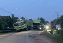 Lagi dan Lagi, Mobil Rusak di tengah Lubang