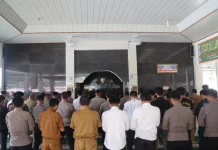 Polres Tanggamus Gelar Salat Gaib untuk Bripka Anumerta Arya Supena