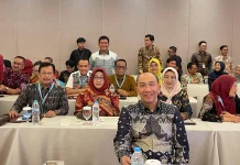 Pembangunan Giant Sea Wall Pantura Jadi Sorotan Rakergub di Semarang