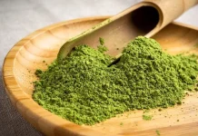 Sama-Sama Berwarna Hijau, Apa Bedanya Green Tea dan Matcha?