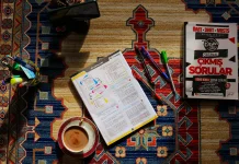 Menjamurnya "Studygram": Konten Estetik yang Ubah Gaya Belajar Remaja