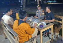 Polres Mesuji Melaksanakan Patroli Dialogis di Jalan Lintas Timur Desa Jaya Sakti