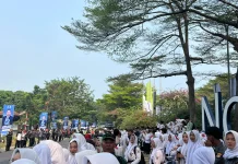 Warga Antusias Sambut Kedatangan Presiden Prabowo di Lampung