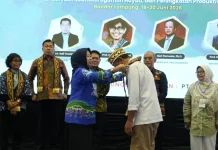 Seminar World Bee Day 2026 Bahas Konservasi dan Produktivitas Sawit
