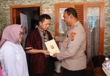 Polresta Bandar Lampung Hadirkan Semangat bagi Anggota yang Sakit