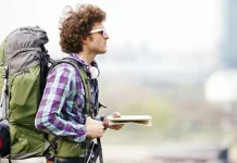 Anak Muda dan Kebiasaan Traveling Murah ala Backpacker
