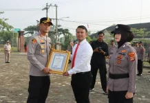 Puluhan Personel dan Warga Terima Penghargaan Kapolres Pringsewu