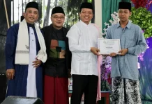 Hadiri Haflah Ponpes Miftahul Ulum, Bupati Pringsewu Ajak Santri Jadi Qurani