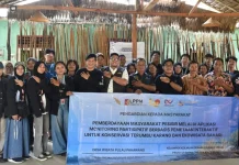 Mahasiswa KKN Itera Lestarikan Ekosistem Pesisir Pulau Pahawang Bersama
