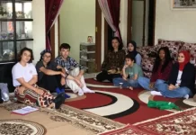 Kampung Prancis di Metro Tingkatkan Percaya Diri Warga Berbahasa Asing
