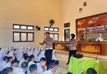 Police Goes To School Edukasi Pelajar Tertib Berlalu Lintas
