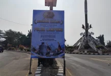 Polres Lampung Utara Pasang Banner Apresiasi Tanda Kehormatan Nugraha Sakanti