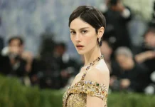 Gracie Abrams Raih Posisi 1 Billboard 200 Pertamanya