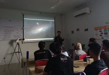 Peserta Antusias Mengabadikan Galaksi Bima Sakti Lewat Astrofotografi
