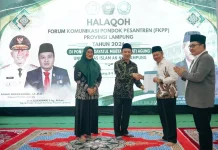 Pemprov Lampung Perkuat Peran Pesantren Hadapi Era Digital dan AI