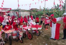 Semarak HUT RI, RT 007 Sukarame Gelar Jalan Sehat dan Sepeda Hias