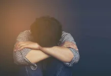 Sering Memendam Emosi, Apa Dampaknya bagi Kesehatan Tubuh?